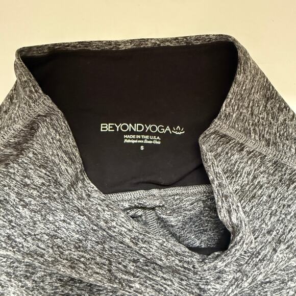 Beyond Yoga Space Dye Leggings, Charcoal w/ orange detail size S EUC high waist - Picture 3 of 6